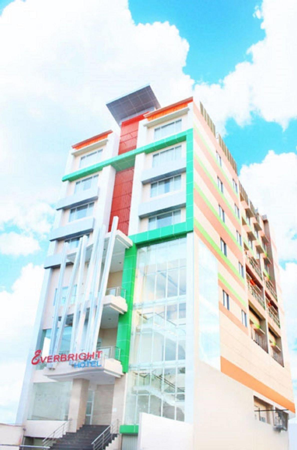 Mercure Surabaya Manyar Exterior photo